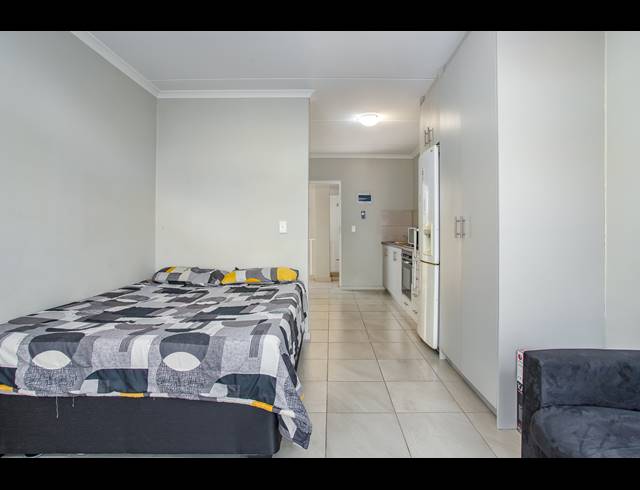 1 BEDROOM APARTMENT SOLD IN KLEIN PARYS